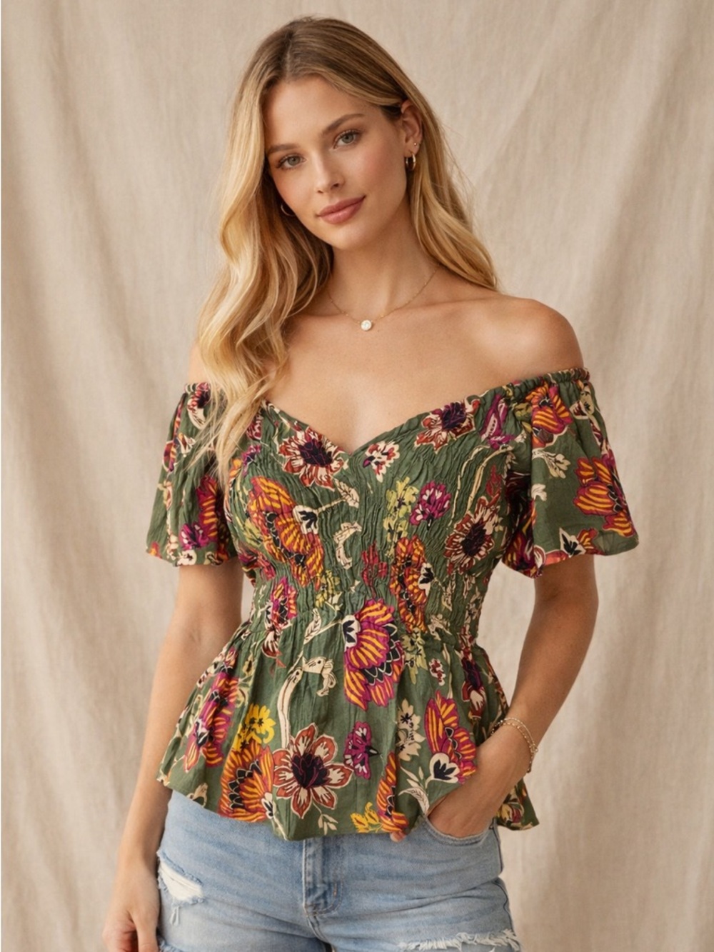 : Angie Boho Floral Peplum Blouse Green Rayon Size Small